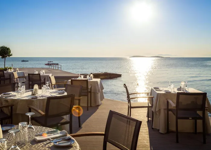 Divani Apollon Suites