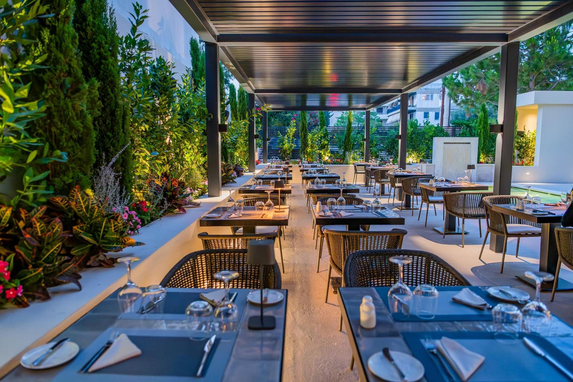 Hotel Divani Apollon 5*